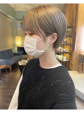 ヘアラウンジ アングゥ(hair lounge ungu) ハイトーンショート