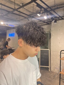 スリー 横浜(THREE) 【GEN】指名　波巻き/波巻きスパイラル/メンズカット/横浜