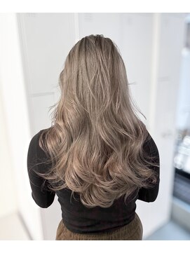 ベル(BEL) グレージュ