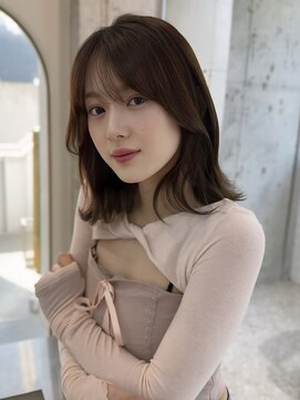 シー バイ ロンド 新宿(Sea by Lond) ミディアムレイヤーカット×ダークアッシュ[似合わせ/レイヤー]