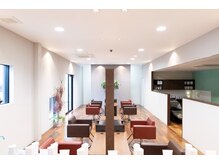 チェルシー CHELSEAの雰囲気（COTAや、髪質改善などヘアケア商材多数取り扱い！！ヴァリジョア）