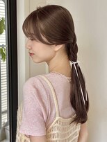 レイヤーカット×色素薄めカラーで透明感たっぷりヘア