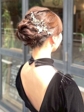 リコ 池袋東口店(Liko) 【Liko　池袋東口店】　ヘアアレンジ お呼ばれへア ヘアセット