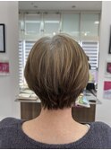 白髪ぼかしハイライトボブ
