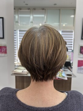 ラポールヘア イオン東長崎店 白髪ぼかしハイライトボブ