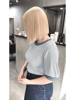 スティーン(STEEN)&nbsp;ホワイトブロンド