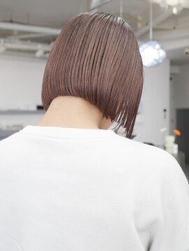 カシェル トウキョウ(Cashel Tokyo) 地毛風ストレート ボブ 髪質改善 ブリーチなしダブルカラー