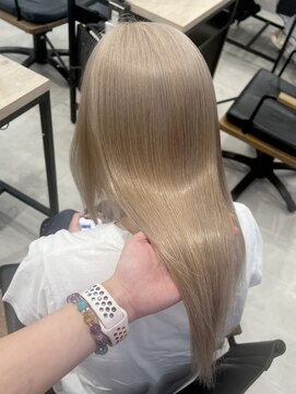 ロウル 渋谷(LOWRL) フェミニンロング/似合わせカット/ウェーブミディアム/渋谷