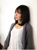 かちっとしすぎない、黒髪のミディアムボブ