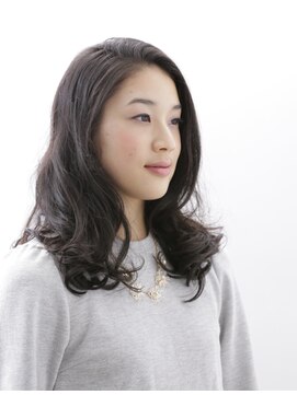 アロン(alon) モノトーンアッシュ×アンニュイ美髪ロング/大崎