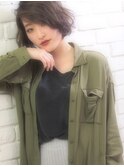 グレージュ×くせ毛風エアリーショート