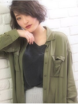 ザッツ 平井店(ZA'S) グレージュ×くせ毛風エアリーショート