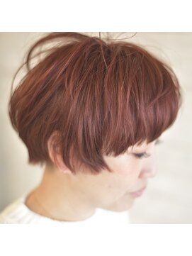 ノーマルヘアー(NORML HAIR) フェミニンピンクボブ