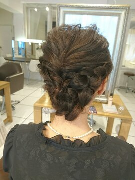 ウィービーパセリ atre川越店(WE BE PARSLEY) おしゃれ編み込みお呼ばれヘアアレンジ  【担当 木村沙織】