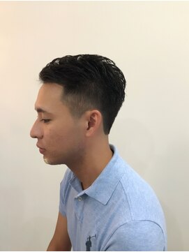 ウィ ラグゼ 北千住店(Oui luxe) BARBERスタイル◎ 【 スタイリッシュフェード 】