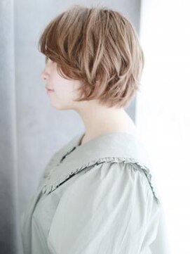 ヘアメイク ナル(hair make nalu) ハイトーンかきあげふんわりボブ