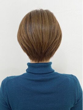 フロリタ(florita) 大人可愛い☆シンプルショートボブ