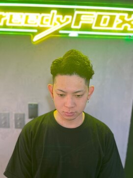 グリーディーフォックス 代々木(Greedy FOX) コンマヘア/センタ-パ-ト/ツイストスパイラル/スキンフェード