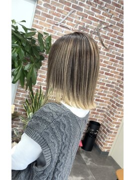 リンク(LinK) オンカラーで作るバレイヤージュ