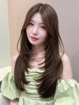 グロー 大宮(GLROW) ハイレイヤーハッシュカットレイヤーカット韓国ヘア顔周り