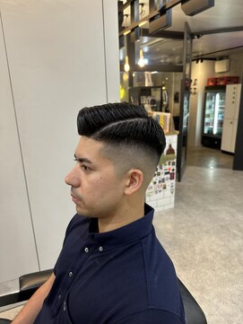 フランクスバーバーリザーブ 人形町店(FRANK’S BARBER RESERVE) メンズスキンフェードハードパートM