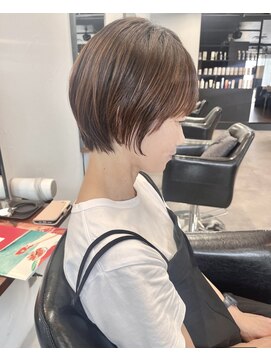 サーカス(circus) 透けるような束感が可愛い大人ショート☆