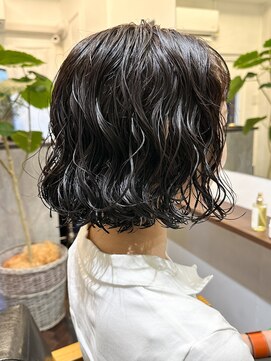 ラレイ ハラジュク(Lalei harajuku) 【白石】ボブパーマスパイラルウェーブヘア簡単スタイリング原宿