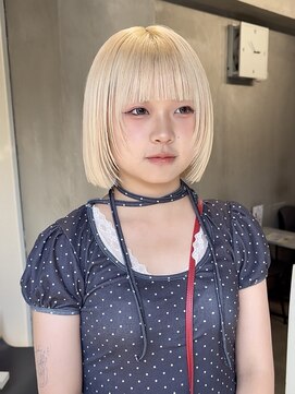 カート バイ デコ(Kurt by DECO) 【Mina】大人気！ホワイトブロンド