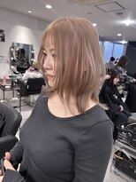 キング 心斎橋店(K!ng)&nbsp;ハイライトカラーミルクティーベージュレイヤーカット