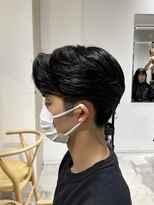 ビューバイネオリーブ 用賀店(Beau'r by neolive) ブルーブラックフェザーパーマ刈り上げセンターパート《用賀》