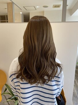 《透明感！明るめベージュ》