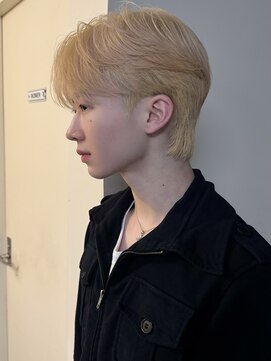 ノラ シブヤ(NORA) 【永田】ケアブリーチブロンド×ラウンドシースルーマッシュ