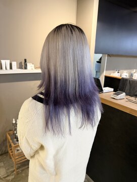 派手髪・ハイトーンカラー・デザインカラー・ブリーチ専門美容室 ホワイトバイオレットデザインカラーホワイトカラーホワイトヘア