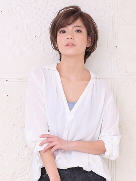 クリスタルマジック 伊賀店(CRYSTAL MAGIC) 大人かっこいいショート