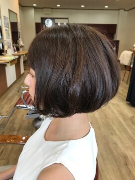 ヘアークラブワイズ(Hair Club Yz) リン・リンシャオ