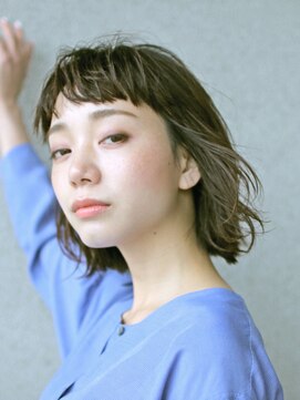 ゼンコー キチジョウジ シェール(ZENKO KICHIJOJI chere) 伸ばしかけでも可愛い大人レイヤーボブ