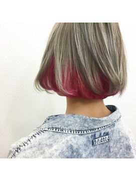 トロニー(TLONY) tlony 渋谷 hori ホワイトグレージュ ピンクインナーカラー