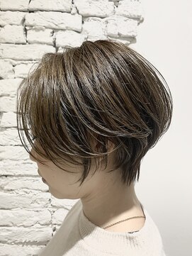 リアン(Lien) Lien☆耳かけフォギーベージュ×イメチェンショート　立川