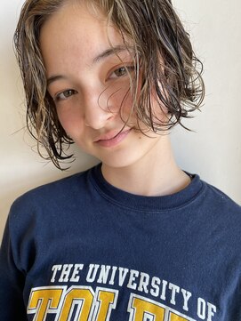 シャンプーボーイ 佐世保駅前店(SHAMPOO BOY) ハイライトとパーマスタイル☆