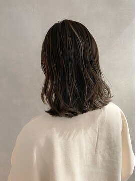 アイディール 心斎橋店(:ideal) 20代30代40代☆コントラストハイライト×ヴェールアッシュ