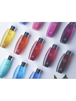 幅広い層から人気のオージュアトリートメントとプラチナトリートメントで艶と潤いのある美髪へと導きます＊