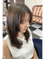 クラウンプリンセス(Crown Princess)&nbsp;ロングの顔まわりレイヤー