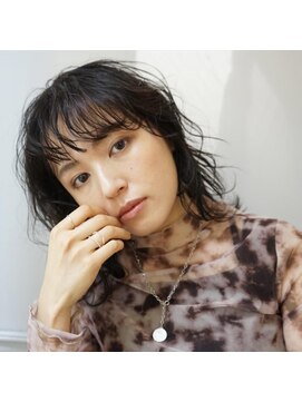 ネオリーブ チロル 横浜西口店(Neolive CiroL.) ミディアムニュアンスパーマ☆【seira】