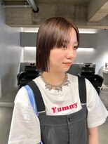 リール(rire)&nbsp;デザインカラーレイヤーカットウェットヘア夏オリーブベージュ