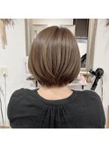 ショートボブ