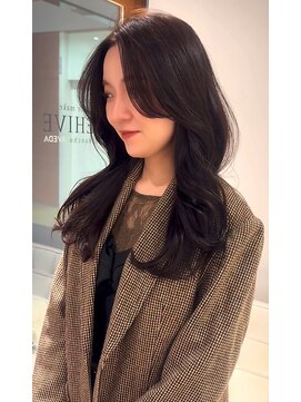 ビーハイブ 一番町店 アヴェダ(BEHIVE) ロングレイヤー×オリーブブラウン
