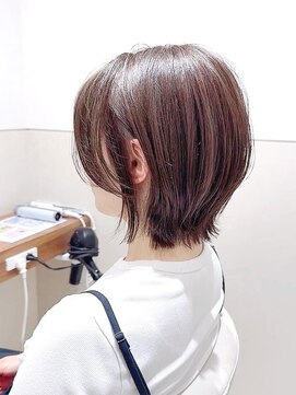 リブランド 銀座(REBRAND) 耳掛けボブウルフ小顔ラベンダーブラウン