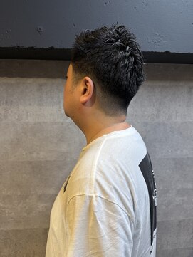 バーバーバー アカバネ(BARBER-BAR AKABANE) ビジネスにオススメ! フェザーショートスタイル