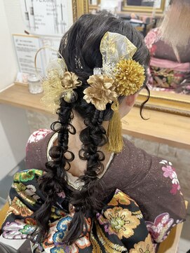 ヘアセットサロン キュア(CURE) ツイン編みおろし