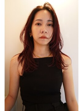 アペロ 柏(Apero) レイヤーセミロング/ ダークレッド/イルミナカラー/カット美容室